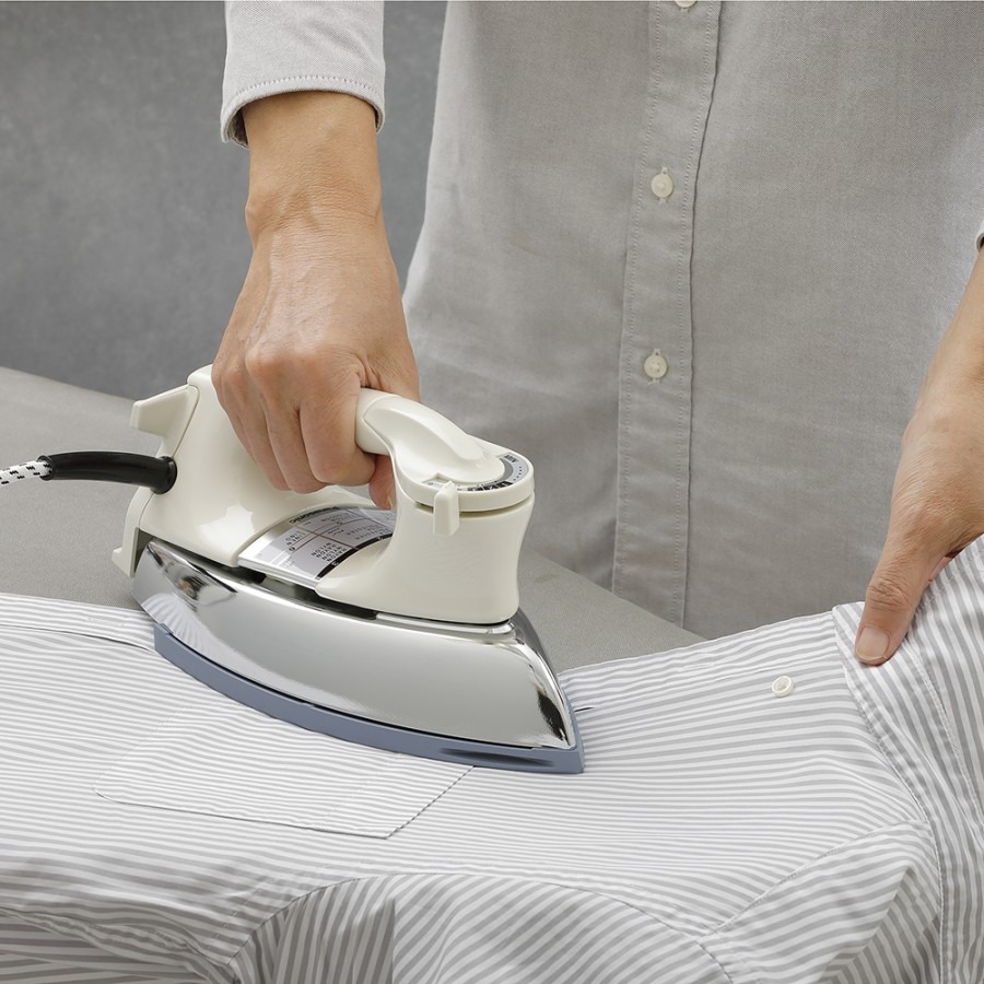 PANASONIC DRY IRON  NI22AWTSR | 1 - Login Megastore